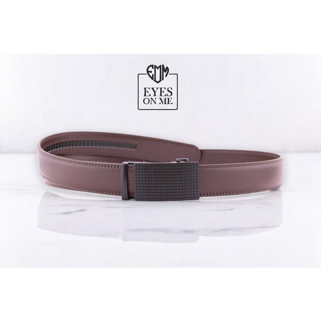 "EYES ON ME" LEDEREN RIEM zonder gaatjes, met automatische gesp ( model N167 )