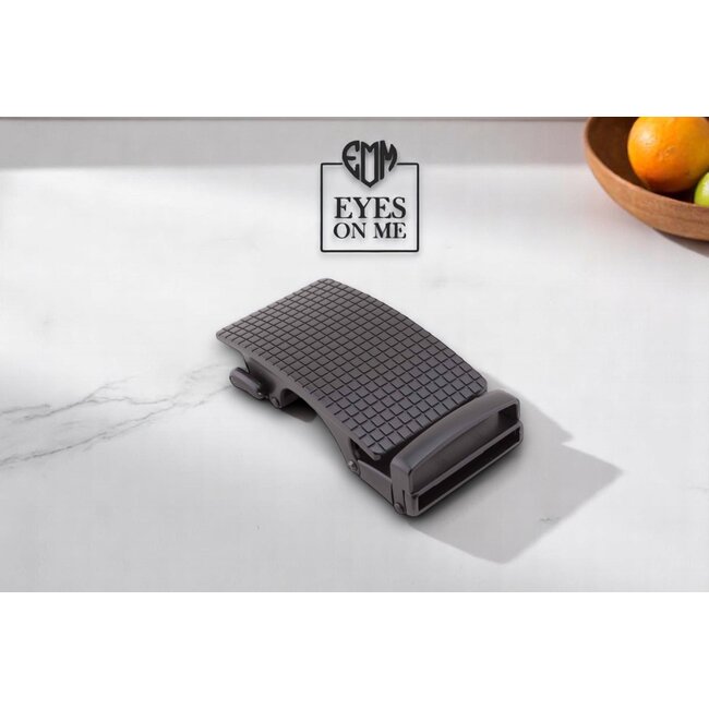 "EYES ON ME" LEDEREN RIEM zonder gaatjes, met automatische gesp ( model N167 )