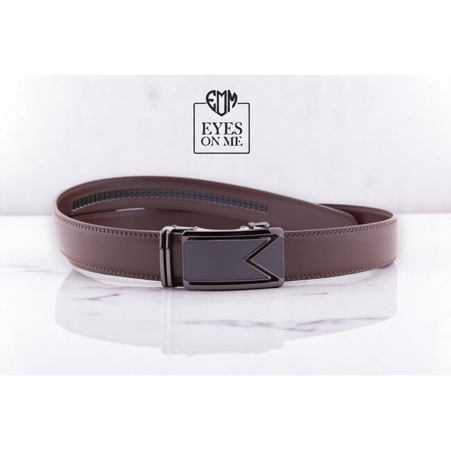 "EYES ON ME" LEDEREN RIEM zonder gaatjes, met automatische gesp (Model L003)