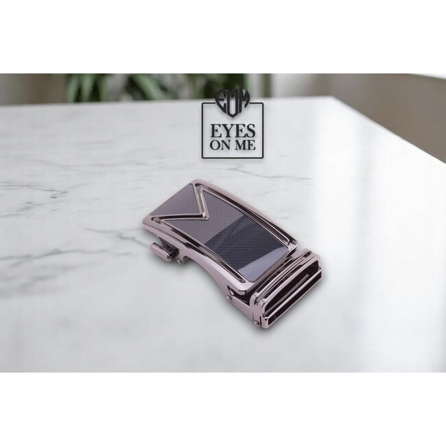 "EYES ON ME" LEDEREN RIEM zonder gaatjes, met automatische gesp (Model L003)