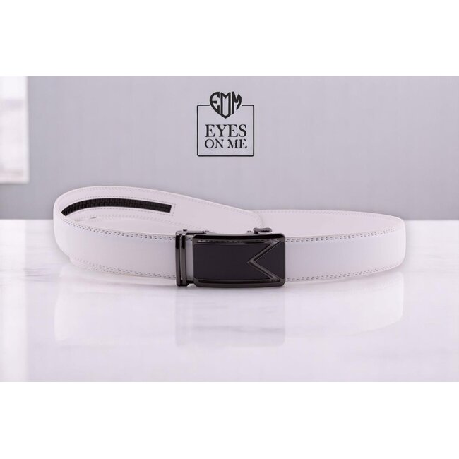 "EYES ON ME" LEDEREN RIEM zonder gaatjes, met automatische gesp (Model L003)