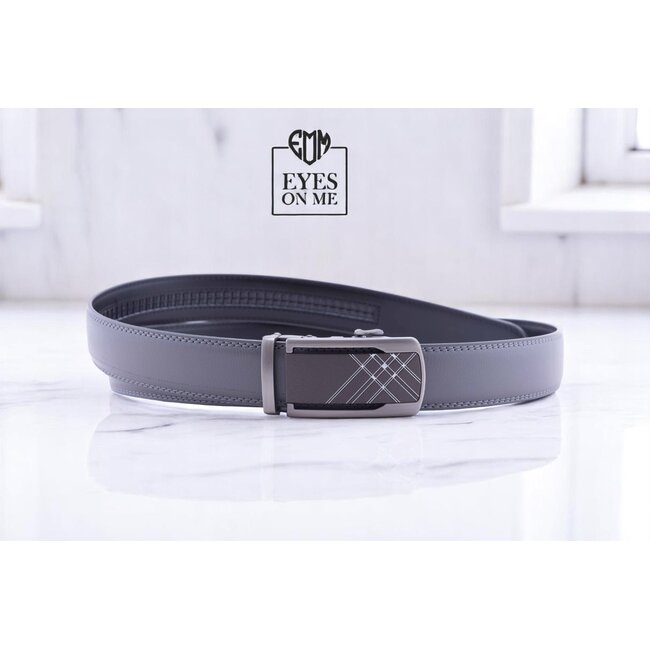 "EYES ON ME" LEDEREN RIEM zonder gaatjes, met automatische gesp (model N081)