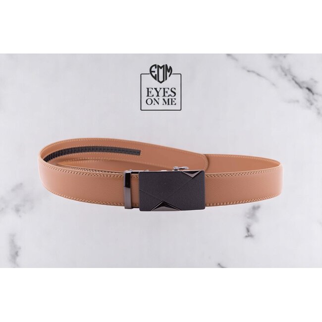 "EYES ON ME" LEDEREN RIEM zonder gaatjes, met automatische gesp (Model A010)