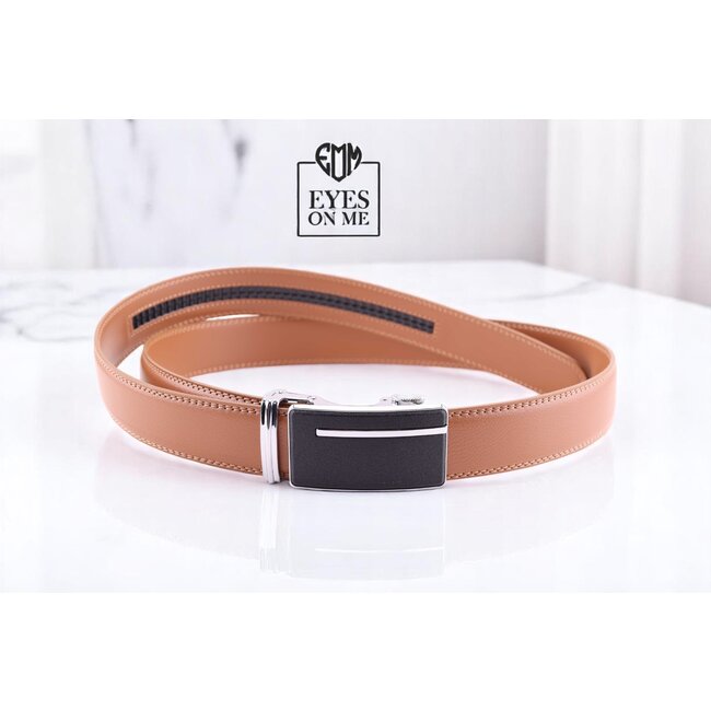 "EYES ON ME" LEDEREN RIEM zonder gaatjes, met automatische gesp ( model  N113)
