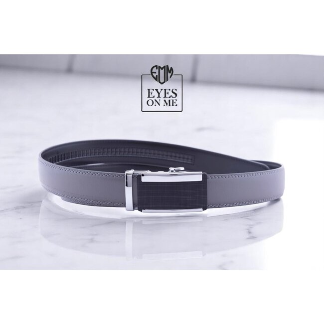 "EYES ON ME" LEDEREN RIEM zonder gaatjes, met automatische gesp ( model  N033)