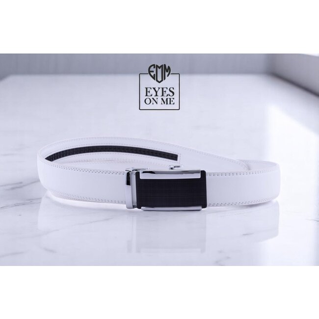 "EYES ON ME" LEDEREN RIEM zonder gaatjes, met automatische gesp ( model  N033)