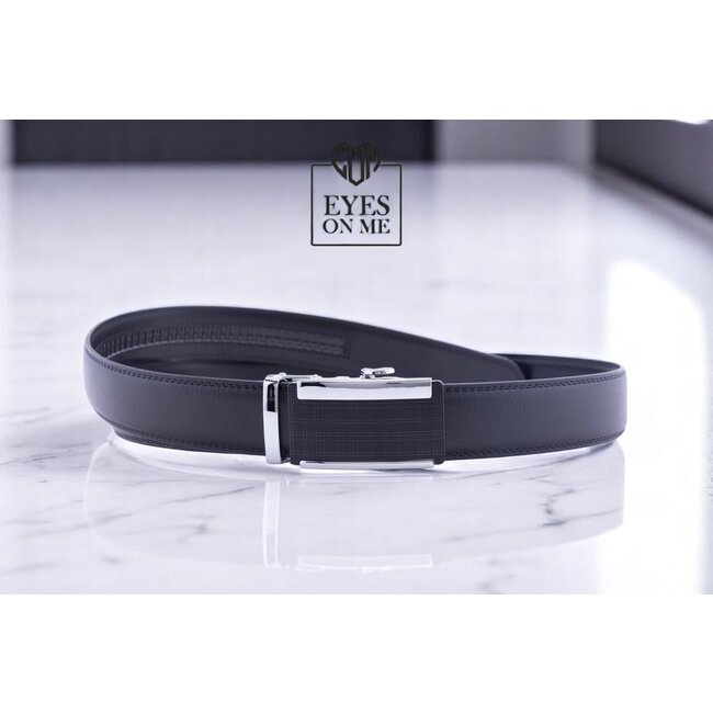 "EYES ON ME" LEDEREN RIEM zonder gaatjes, met automatische gesp ( model  N033)