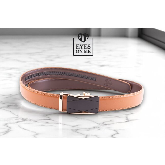 "EYES ON ME" LEDEREN RIEM zonder gaatjes, met automatische gesp ( model  A024)