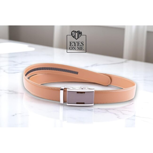 "EYES ON ME" LEDEREN RIEM zonder gaatjes, met automatische gesp (Model N228)
