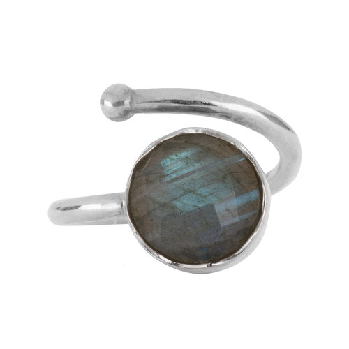 Marissa Eykenloof Silver ring Labradorite Marissa Eykenloof Silver ring Labradorite