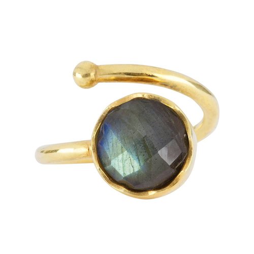 Marissa Eykenloof Gold ring Labradorite Marissa Eykenloof Gold ring Labradorite