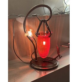 Demmerik 73 4809 Tafellamp glas rood tasje