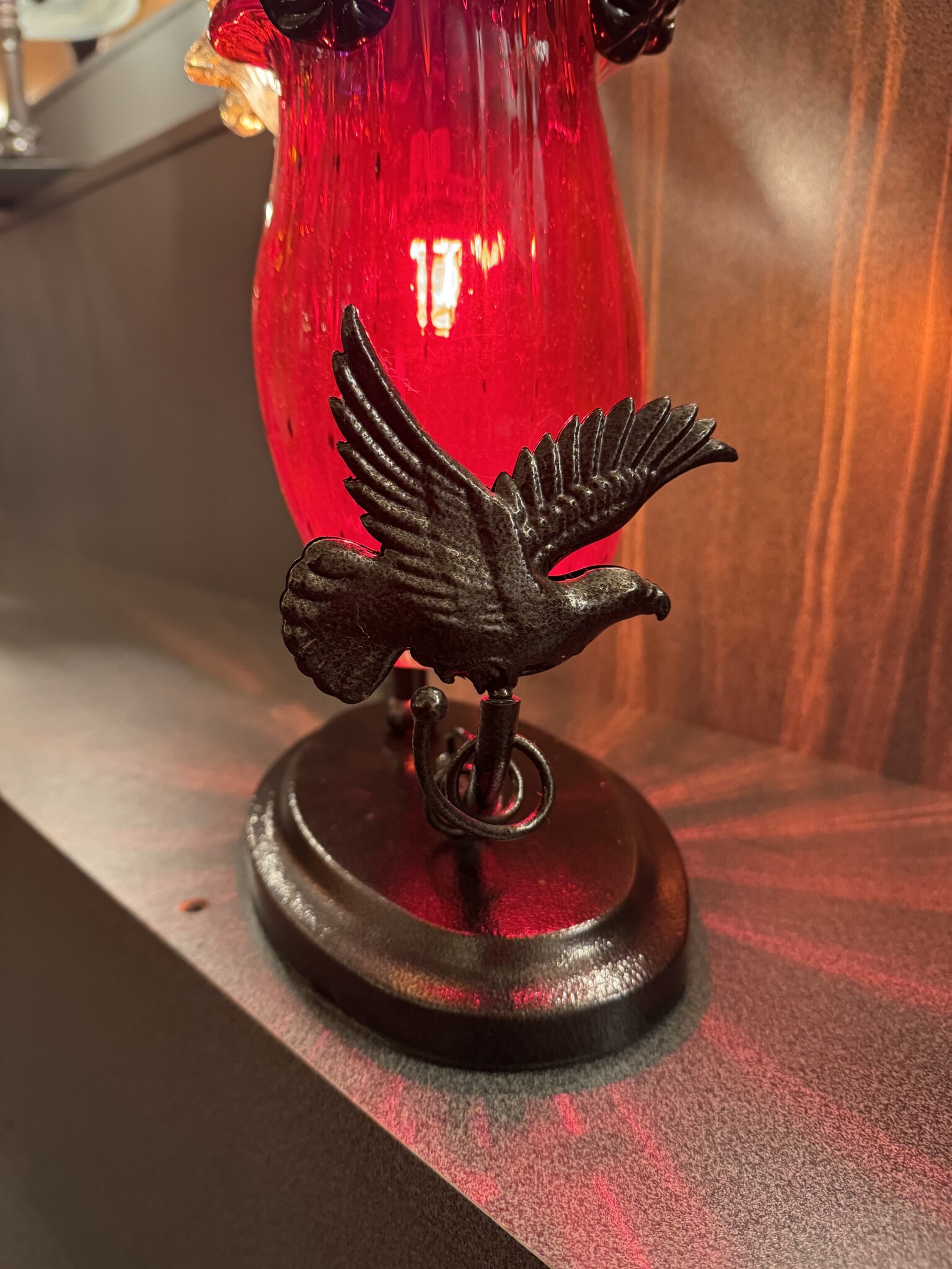 Demmerik 73 4809 Tafellamp glazen tasje rood