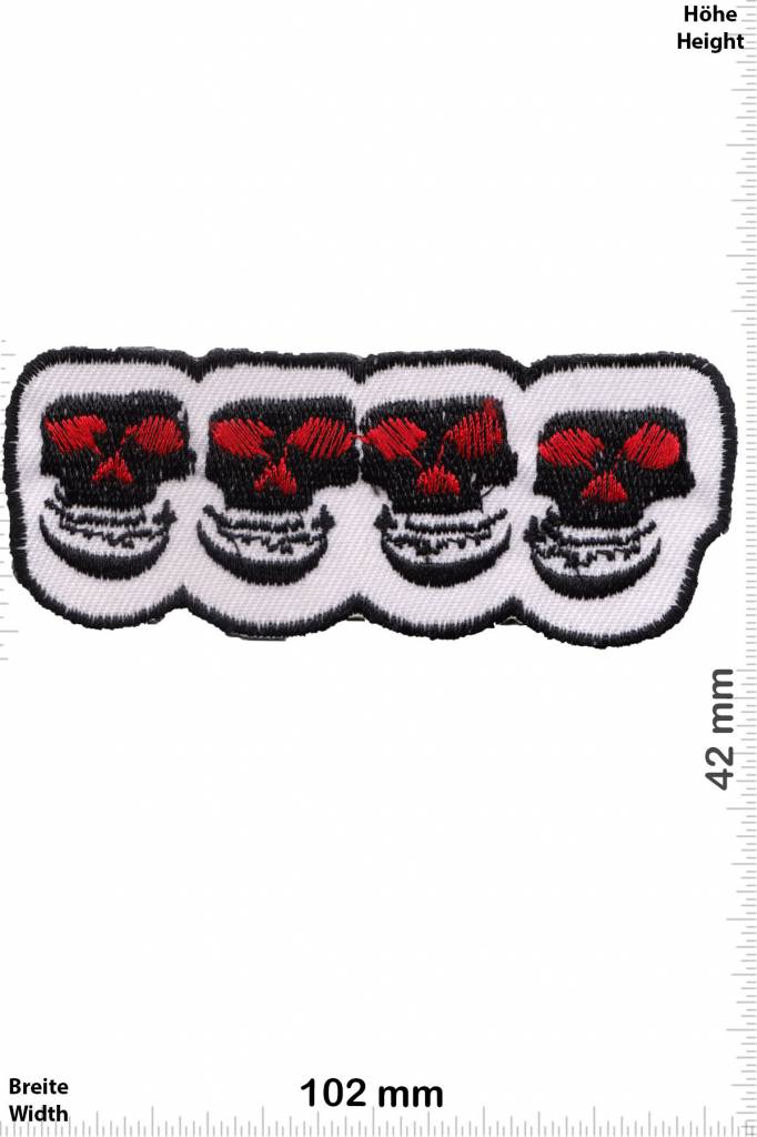 Totenkopf 4 Skulls