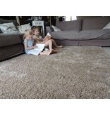 Goedkoop bruin tapijt met hoge pool
