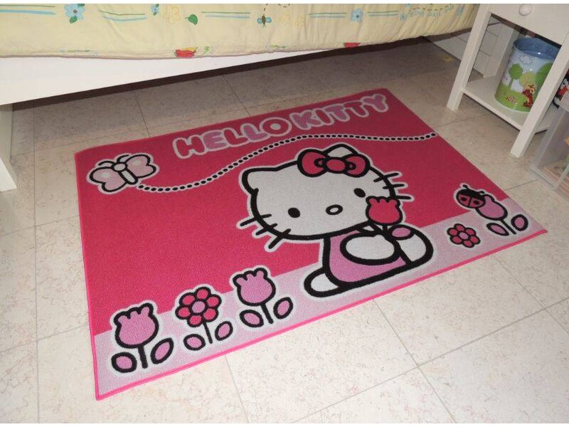 Roze kinderkamertapijt Hello Kitty 95x133cm