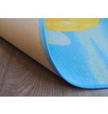 Kleurrijk vloerkleed Maya de Bij Afmeting 95x133cm