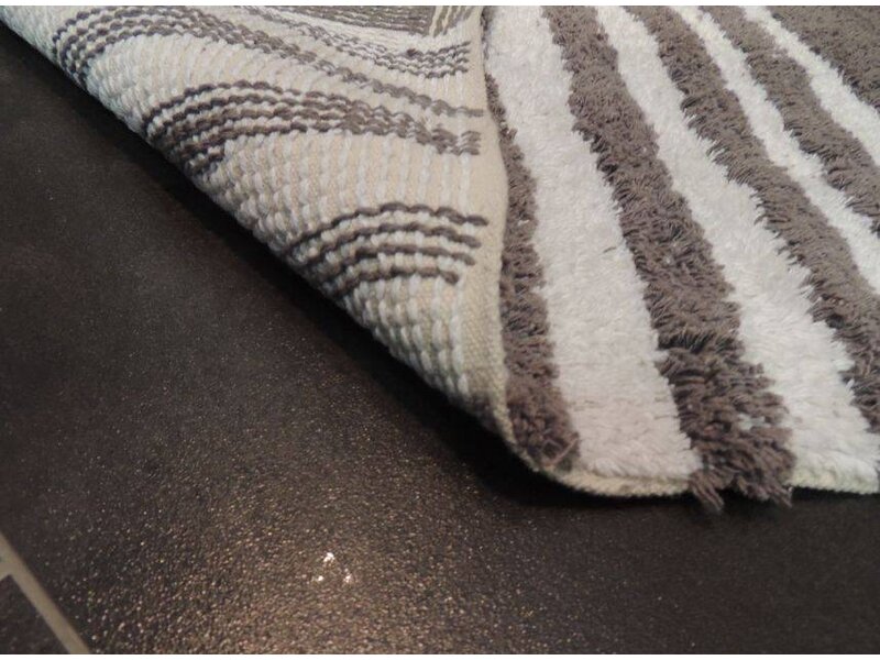 Mooie badkamermat Grijs met Wit 60x60 of 60x90