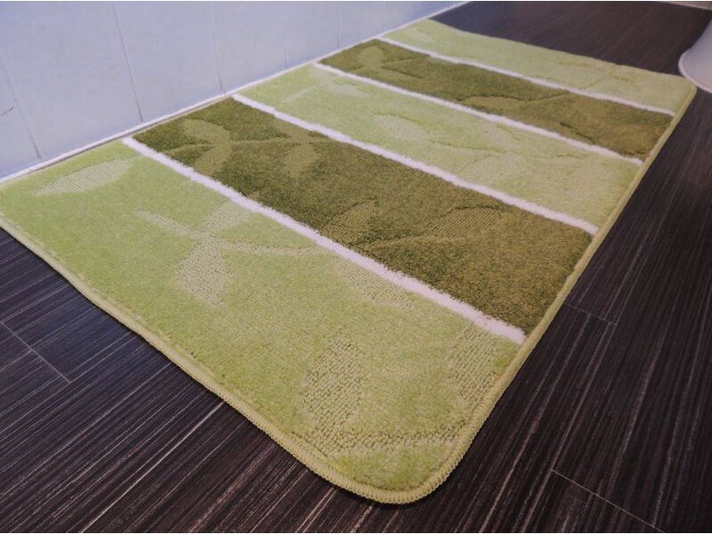 Groene badmat met antislip onderkant