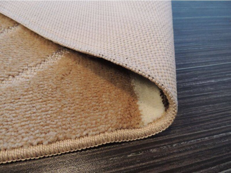 Mooie bruine antislip badmatten