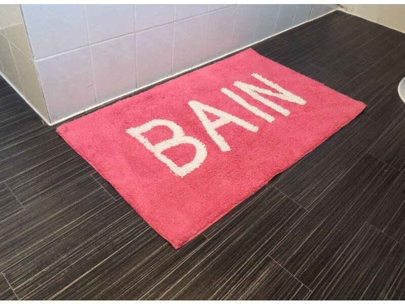 Mooie roze badmat 50x80cm