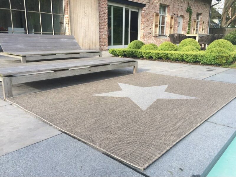 Stevig en stijlvol tapijt voor buitengebruik