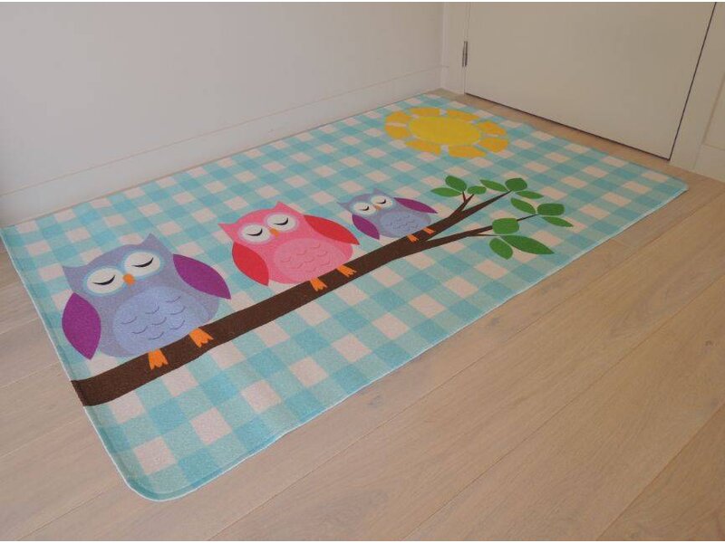 Kleurrijk tapijt voor babykamer of kinderkamer