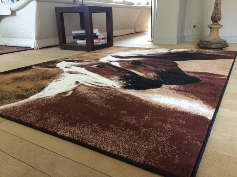 Groot tapijt met afbeelding paarden 160x220