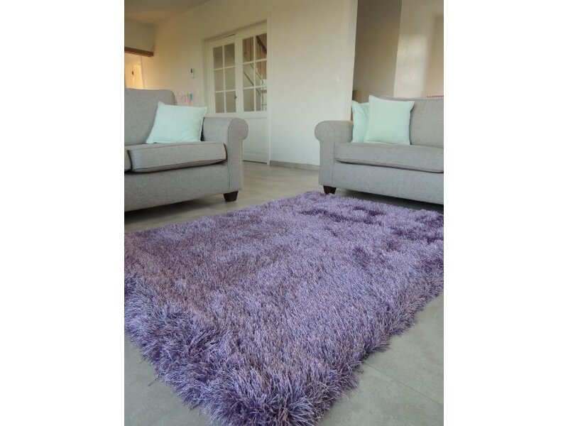 Tapijt in lila met hoge pool - extra lange pool