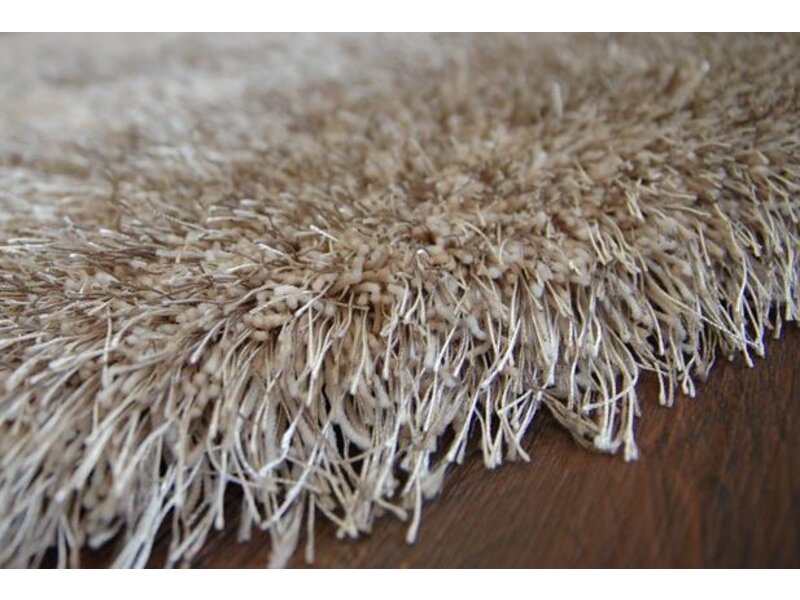 Tapijt in beige met hoge pool - extra lange pool