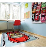 Stoer tapijt met rode racewagen voor kinderkamer
