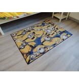 Leuk en kleurrijk tapijt Minions 95x133