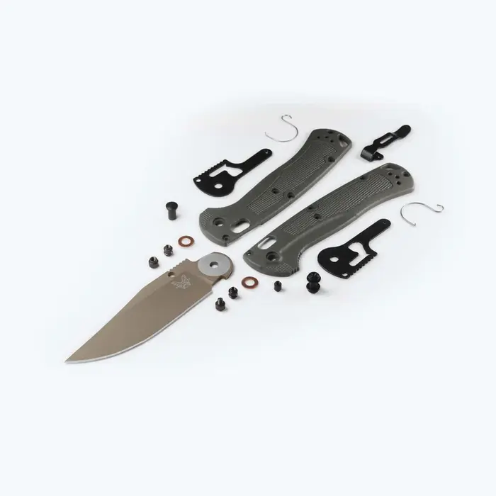 Benchmade 15536TN-02 Taggedout® | Deep Olive Grivory