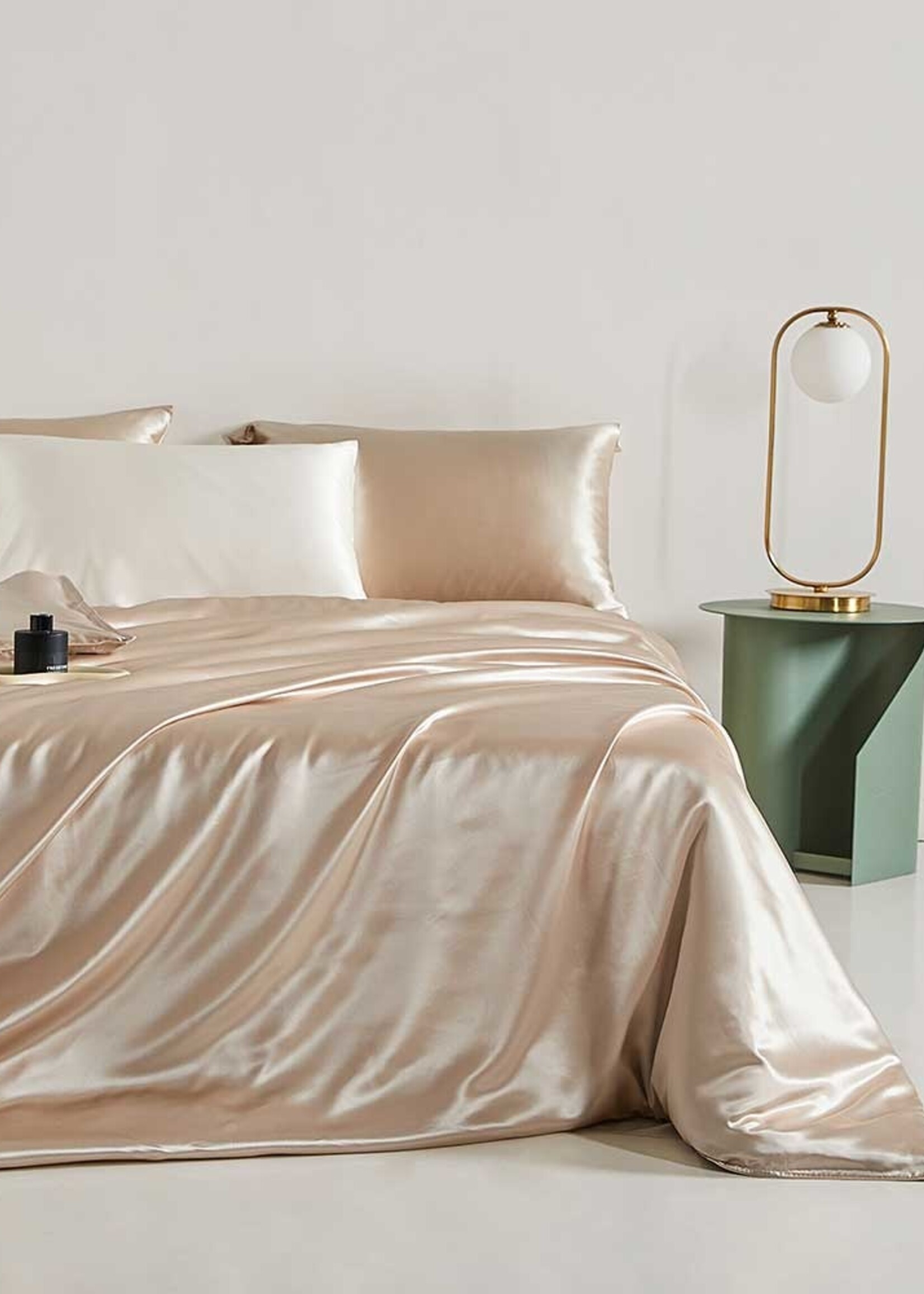 Silk Heaven Zijden Dekbedovertrek Set Donker champagne - 22MM Satijn