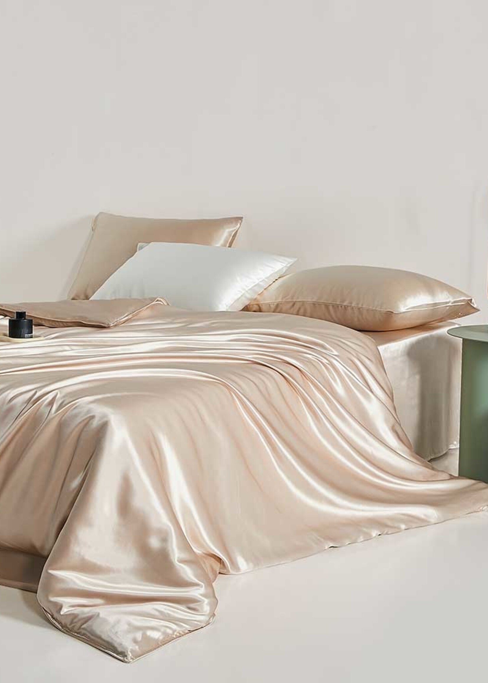 Silk Heaven Zijden Dekbedovertrek Set Donker champagne - 22MM Satijn