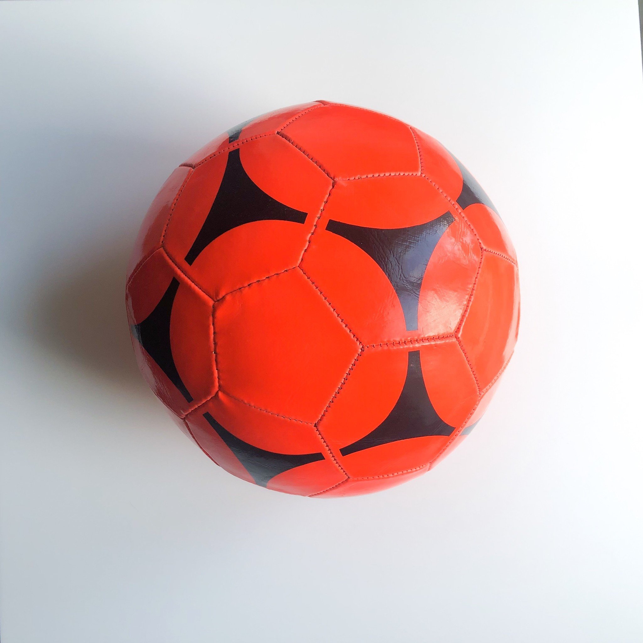 Ballon Tele, mix couleurs, par 24 pcs, non-gonflé