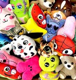 Boîte de récompense avec 35 jouets peluches