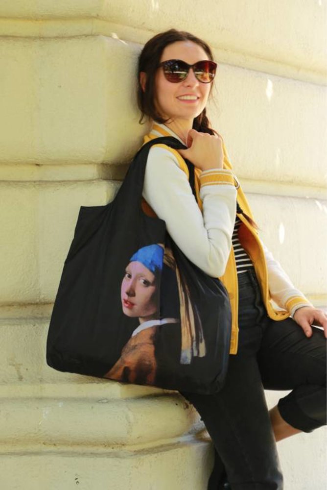 Ecozz "Girl with a Pearl Earring" - Johannes Vermeer Ecozz "Girl with a Pearl Earring" - Johannes Vermeer