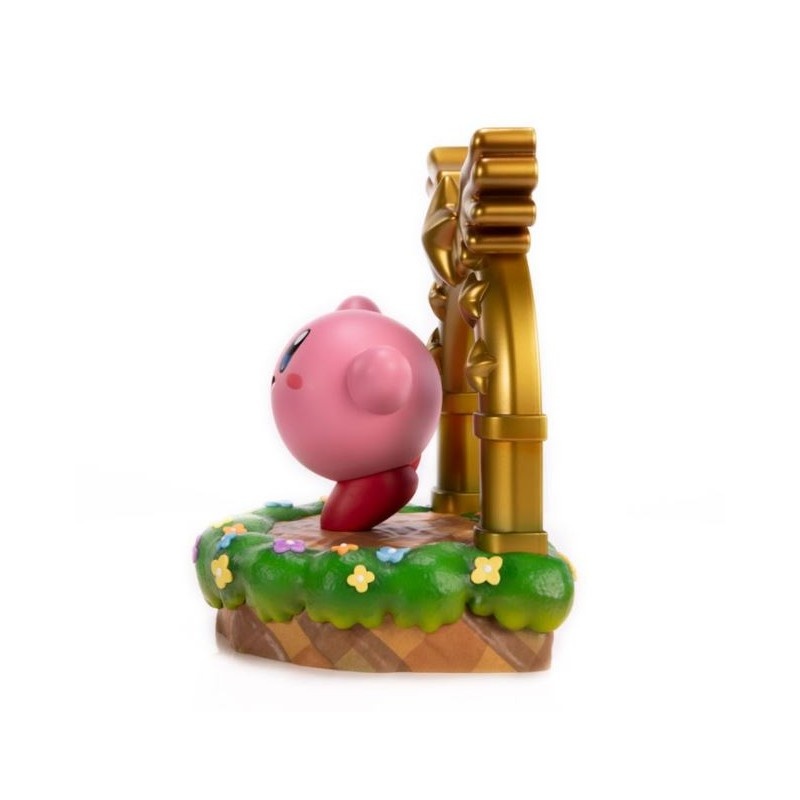Kirby and the Goal Door Statue - 28 cm