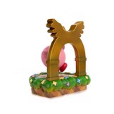 Kirby and the Goal Door Statue - 28 cm