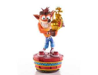 Crash Team Racing Nitro Fueled - Crash Winner Statue (46 cm)