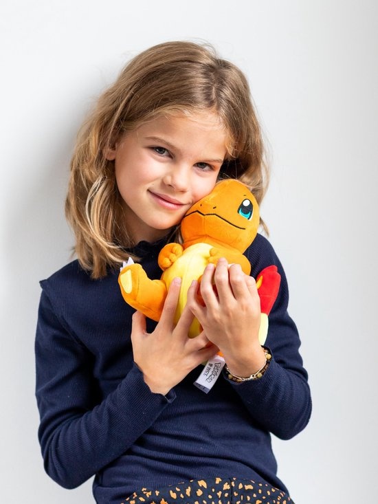 Charmander w19 Pluche Knuffel (20cm)