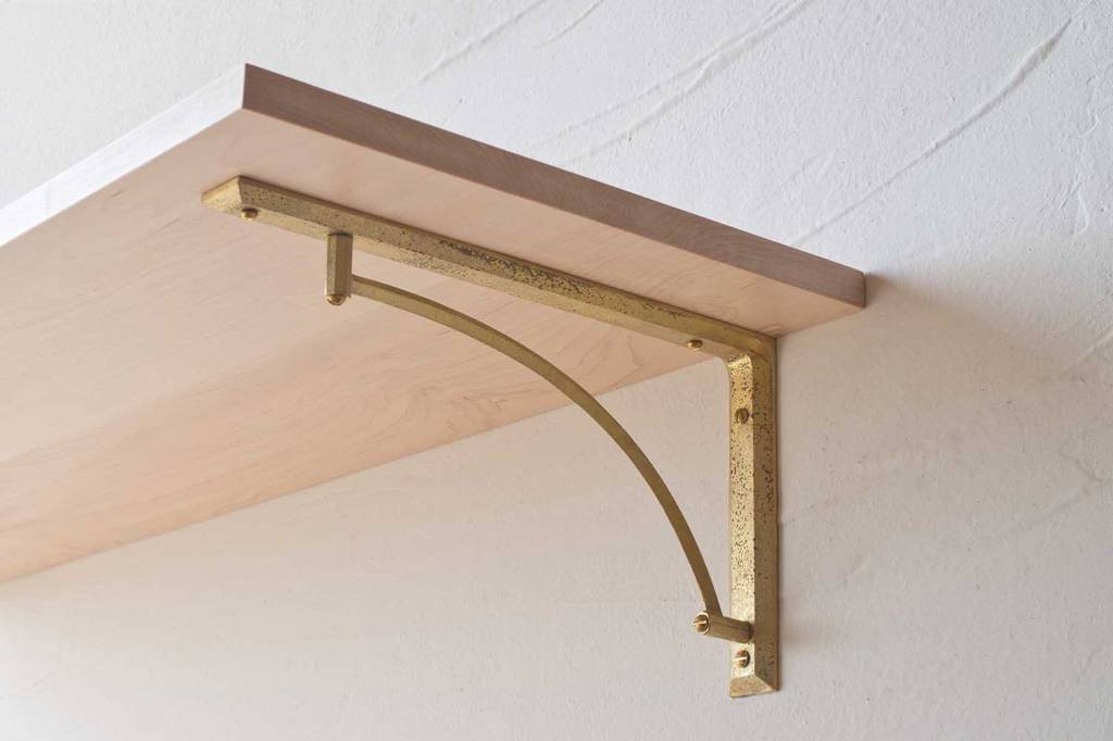 Futagami Brass Shelf Bracket L Set Of 2 Pantoufle - Brass Wall Shelf Bracket Futagami Brass Shelf Bracket L Set Of 2 Pantoufle - Brass Wall Shelf Bracket