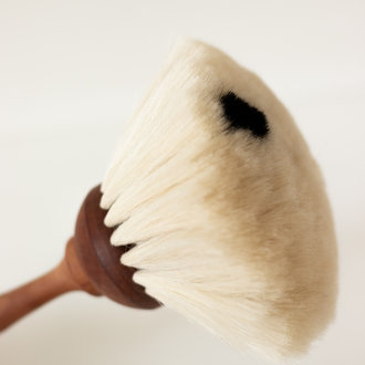 Redecker Pearwood dust brush light goat hair