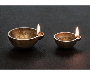 Diya' brass oil lamps (set of 4 small)