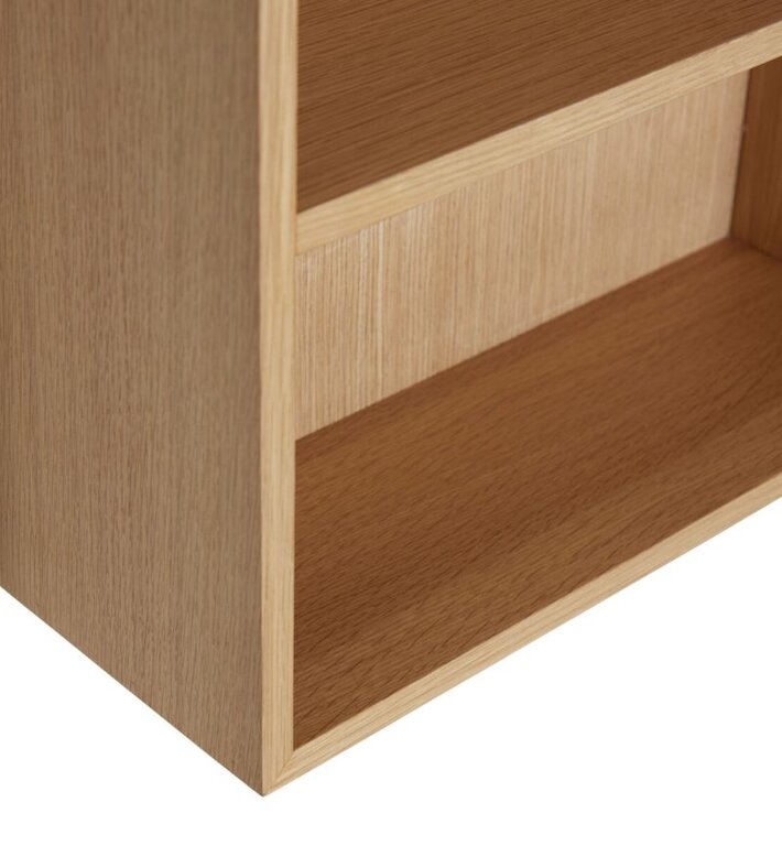 Shelf unit in oak 40w  x 15 d x 100 h