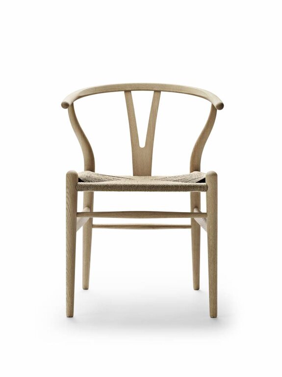 Carl Hansen Carl Hansen CH24 Wishbone Chair  Oiled Oak