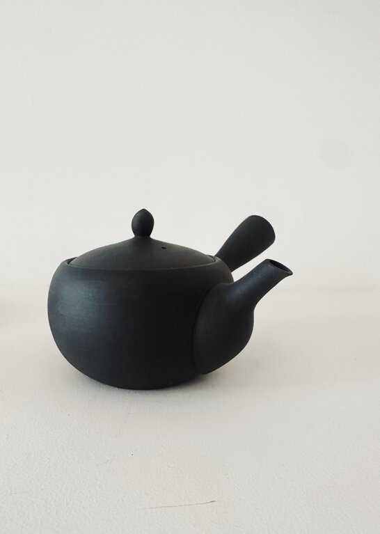 Pantoufle Nankei Japanese Tea Pot black 320 cc