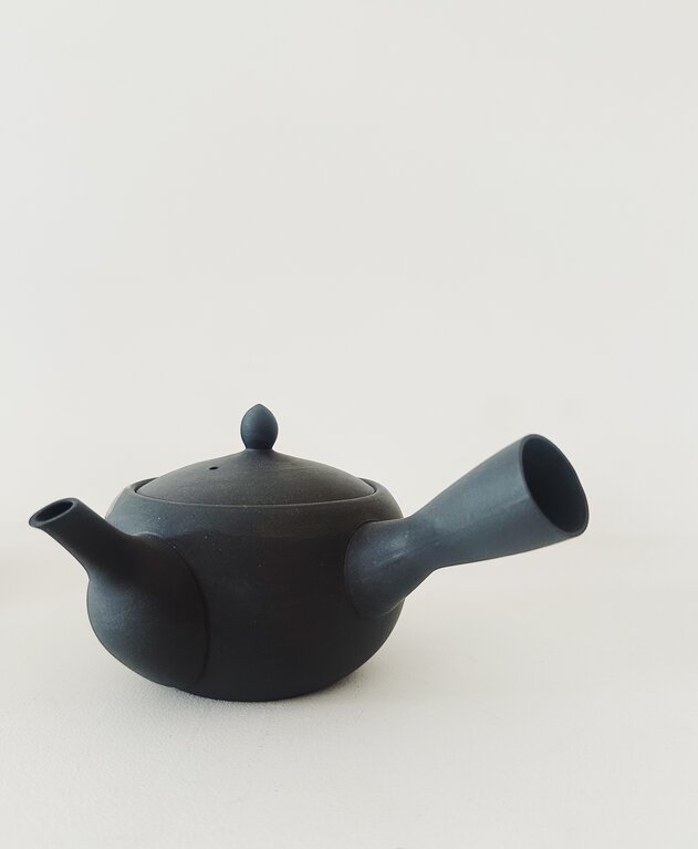 Pantoufle Nankei Japanese Tea Pot black 320 cc