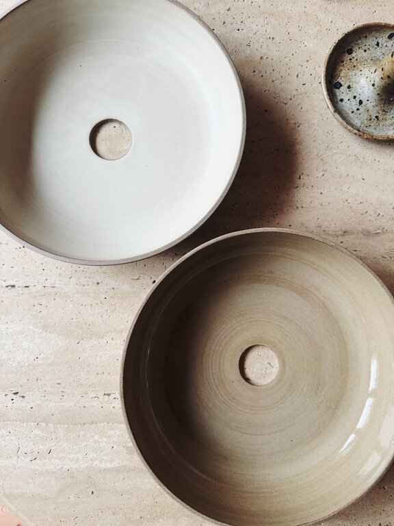 Pantoufle pantoufle x StudiobyMin  pendant soft white glaze